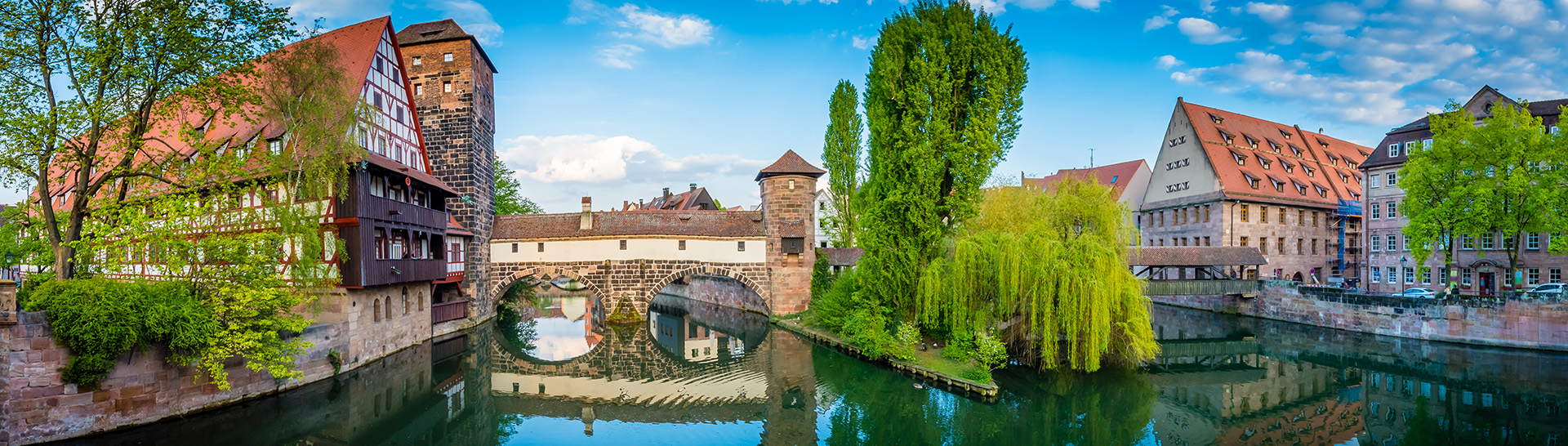 Mit dem Bus ab  buchen