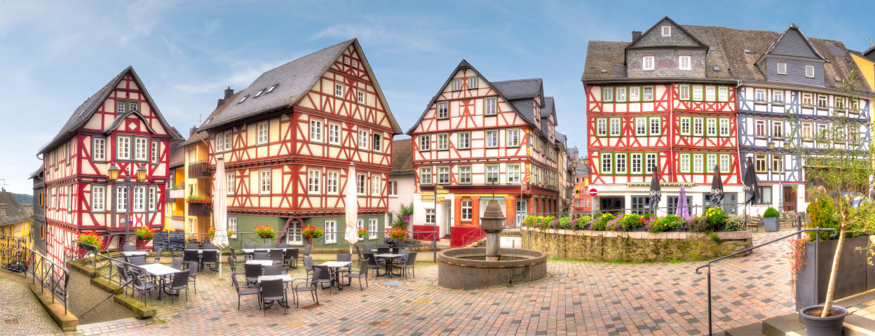 Mit dem Bus ab  buchen