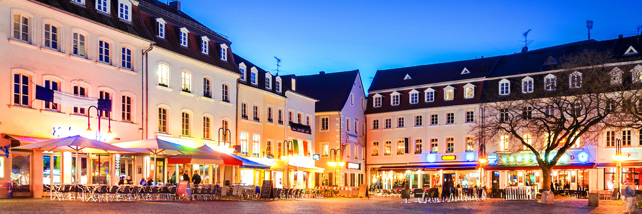 Mit dem Bus ab  buchen