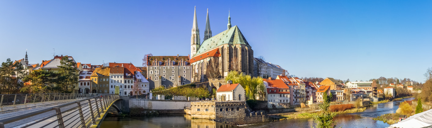 Mit dem Bus ab  buchen